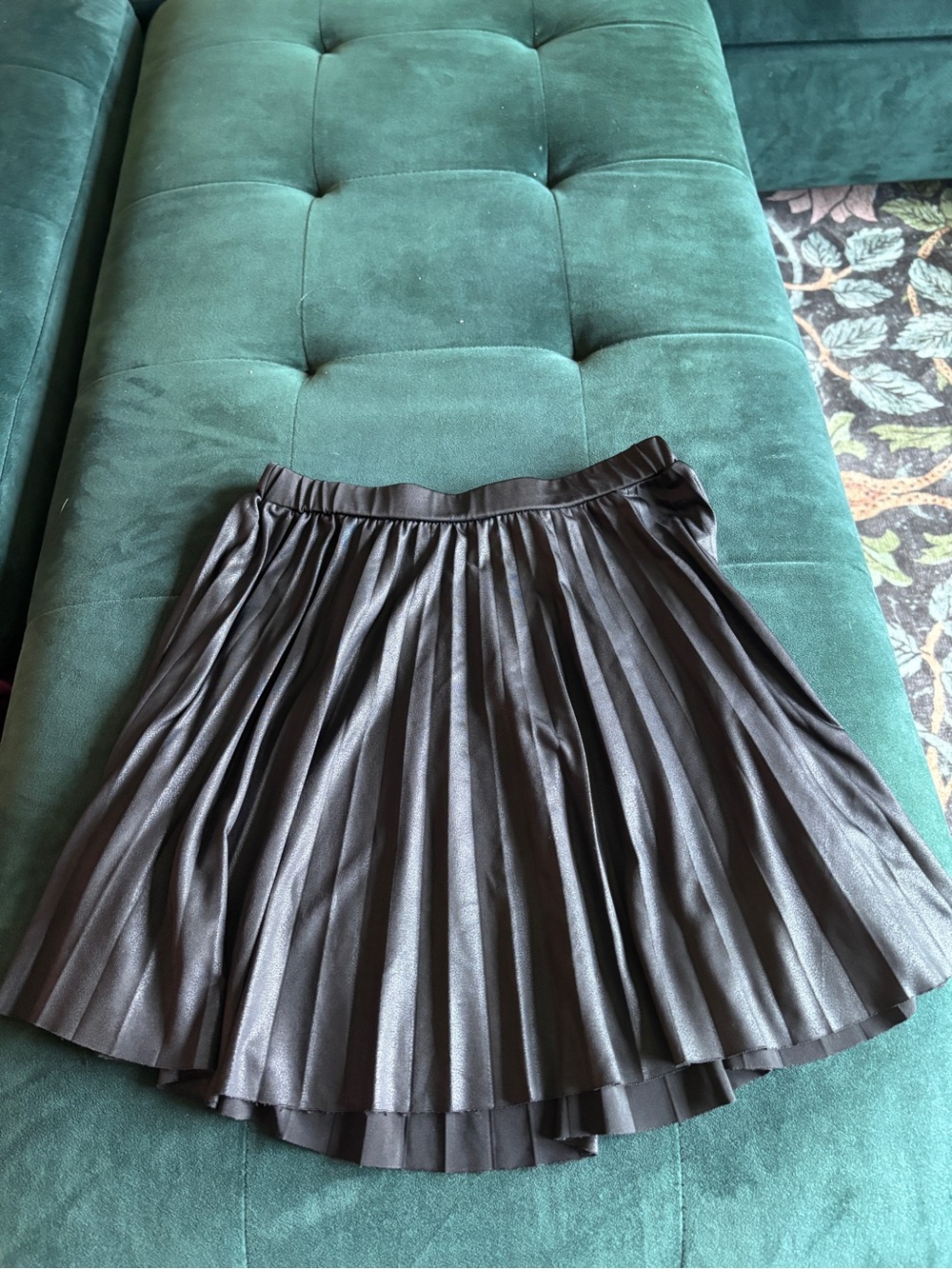 Women's Pleated Faux Leather Skirt